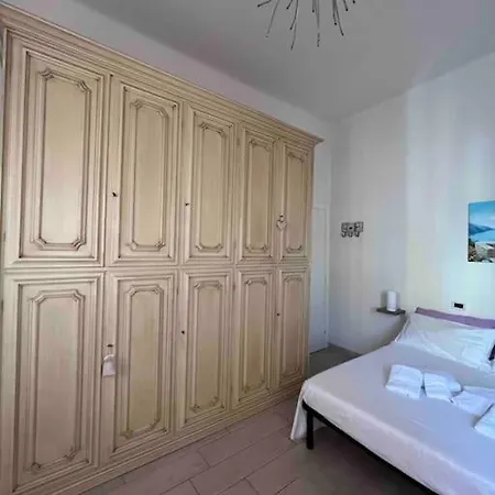 Da Paola & Chiara Apartamento Viareggio